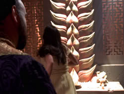 extant_XWP_3x09-WarriorPriestessTramp_002158