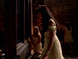 extant_XWP_3x09-WarriorPriestessTramp_002272