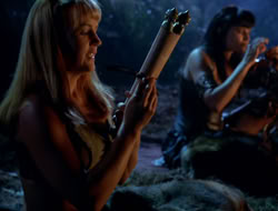 extant_XenaWarriorPrincess_3x10-TheQuillIsMightier_00152