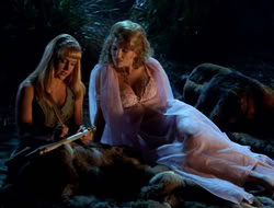 extant_XenaWarriorPrincess_3x10-TheQuillIsMightier_00259