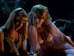 extant_XenaWarriorPrincess_3x10-TheQuillIsMightier_00280