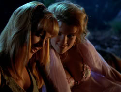 extant_XenaWarriorPrincess_3x10-TheQuillIsMightier_00300