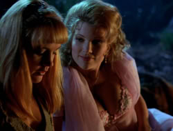 extant_XenaWarriorPrincess_3x10-TheQuillIsMightier_00313