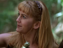 extant_XenaWarriorPrincess_3x10-TheQuillIsMightier_00735