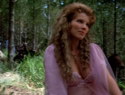 extant_XenaWarriorPrincess_3x10-TheQuillIsMightier_00824
