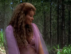 extant_XenaWarriorPrincess_3x10-TheQuillIsMightier_00833