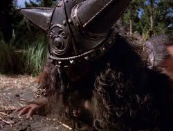 extant_XenaWarriorPrincess_3x10-TheQuillIsMightier_00835