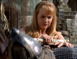 extant_XenaWarriorPrincess_3x10-TheQuillIsMightier_01310
