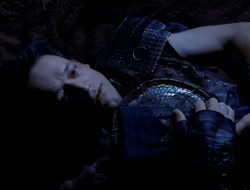 extant_XenaWarriorPrincess_3x10-TheQuillIsMightier_02269