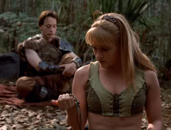 extant_XenaWarriorPrincess_3x10-TheQuillIsMightier_02330