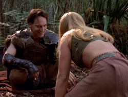 extant_XenaWarriorPrincess_3x10-TheQuillIsMightier_02404