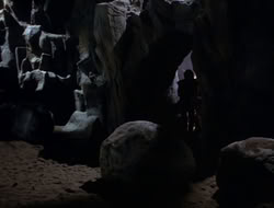 extant_XenaWarriorPrincess_3x10-TheQuillIsMightier_02680