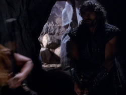 extant_XenaWarriorPrincess_3x10-TheQuillIsMightier_02737
