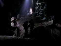 extant_XenaWarriorPrincess_3x10-TheQuillIsMightier_02801