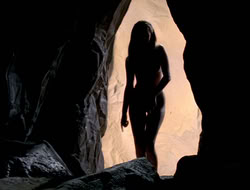 extant_XenaWarriorPrincess_3x10-TheQuillIsMightier_02833