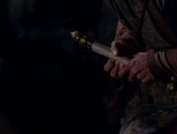 extant_XenaWarriorPrincess_3x10-TheQuillIsMightier_02916