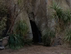 extant_XenaWarriorPrincess_3x10-TheQuillIsMightier_02946
