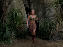 extant_XenaWarriorPrincess_3x10-TheQuillIsMightier_02978