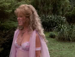 extant_XenaWarriorPrincess_3x10-TheQuillIsMightier_03092
