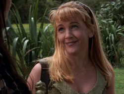 extant_XenaWarriorPrincess_3x10-TheQuillIsMightier_03125
