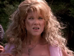 extant_XenaWarriorPrincess_3x10-TheQuillIsMightier_03216