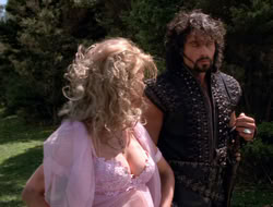 extant_XenaWarriorPrincess_3x10-TheQuillIsMightier_03296