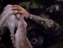 extant_XenaWarriorPrincess_3x10-TheQuillIsMightier_03407