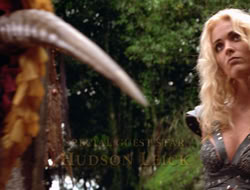 3x11-MaternalInstincts_000500