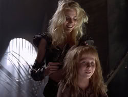 3x11-MaternalInstincts_000997
