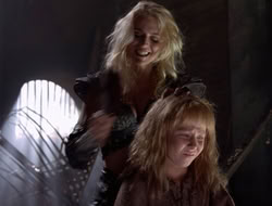 3x11-MaternalInstincts_001005