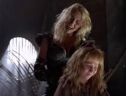3x11-MaternalInstincts_001006