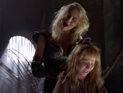 3x11-MaternalInstincts_001008