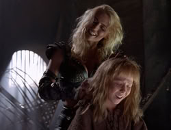 3x11-MaternalInstincts_001010