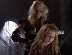 3x11-MaternalInstincts_001011
