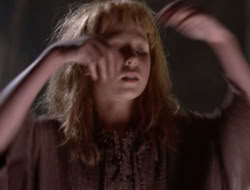 3x11-MaternalInstincts_001029