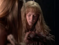 3x11-MaternalInstincts_001213