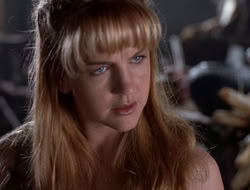 3x11-MaternalInstincts_001225