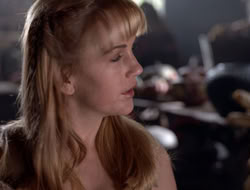 3x11-MaternalInstincts_001270