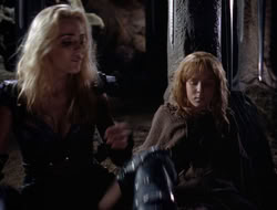 3x11-MaternalInstincts_001973