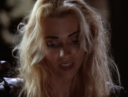3x11-MaternalInstincts_001979