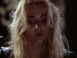 3x11-MaternalInstincts_001980