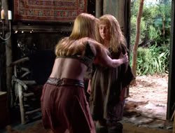 3x11-MaternalInstincts_002040
