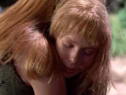 3x11-MaternalInstincts_002076