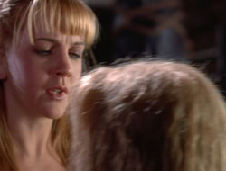 3x11-MaternalInstincts_002080