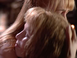 3x11-MaternalInstincts_002165