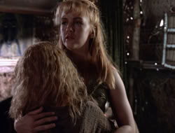 3x11-MaternalInstincts_002728