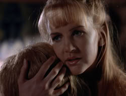 3x11-MaternalInstincts_002801
