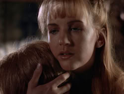 3x11-MaternalInstincts_002823