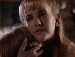3x11-MaternalInstincts_002825