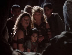 3x11-MaternalInstincts_003116
